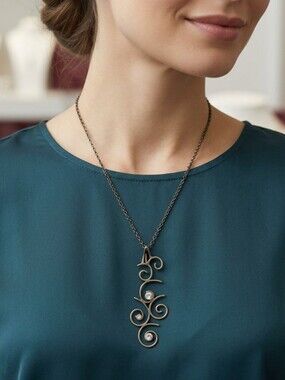 Fifth Avenue Collection 24 Inch Necklace